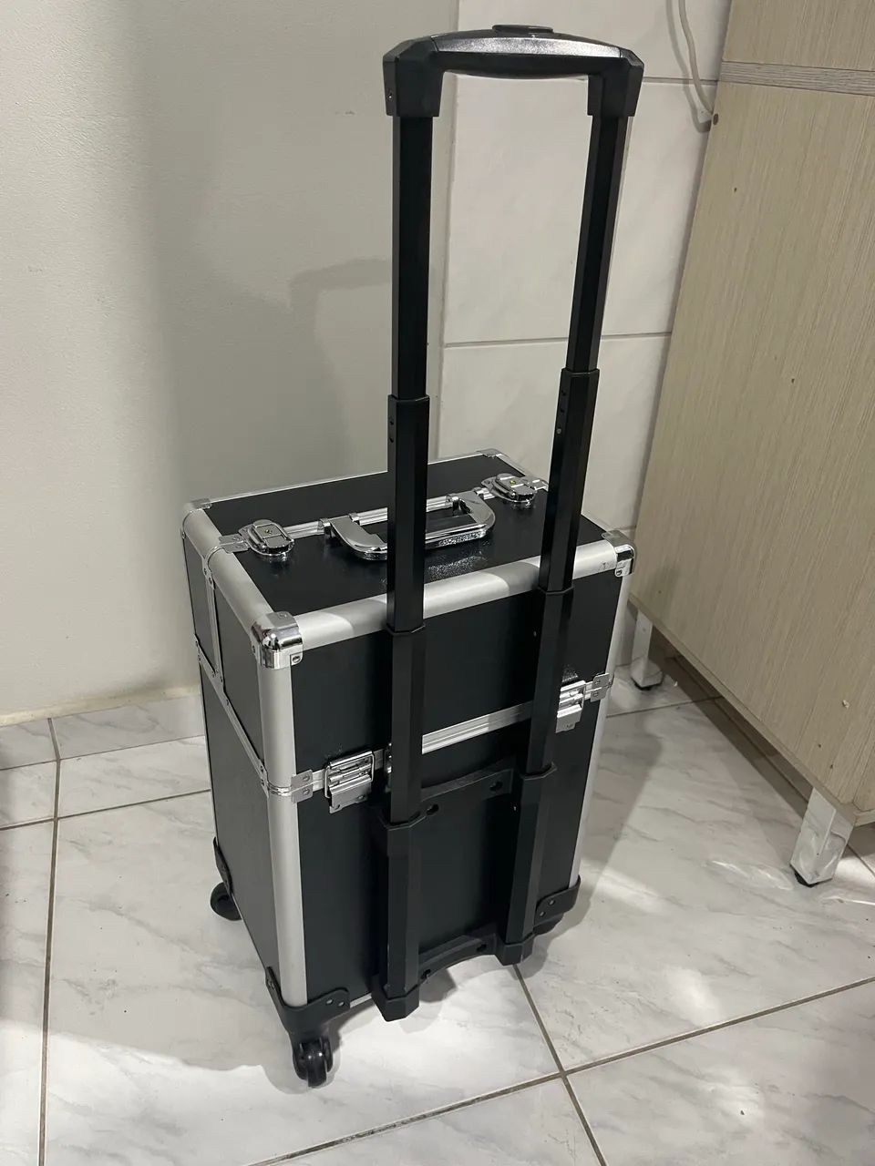 Mala maquiagem profissional 