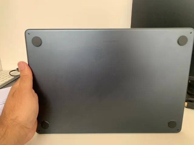 MacBook Air M3 15" - 24GB RAM - 2TB SSD - Foto 2