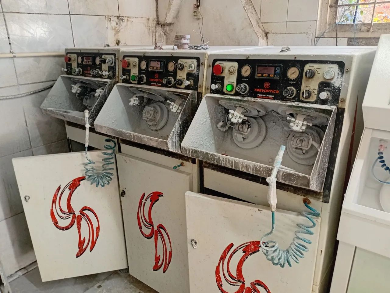 Maquina polidora cilíndrica 