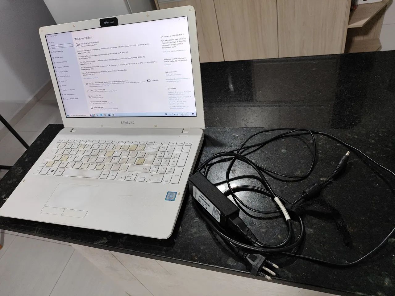Notebook Samsung i3 12 GB RAM 240 SSD - Foto 3