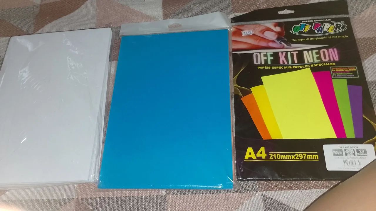 Kit completo contendo seda, papel fotográfico, papel cartao e mais