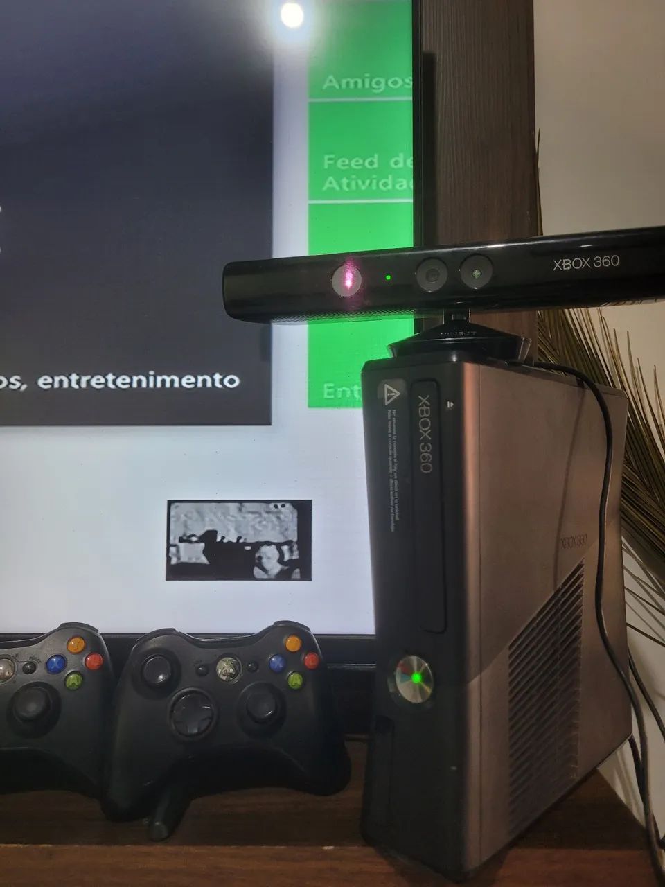 Xbox 360 Slim Completo + Sensor Kinect  - Foto 2
