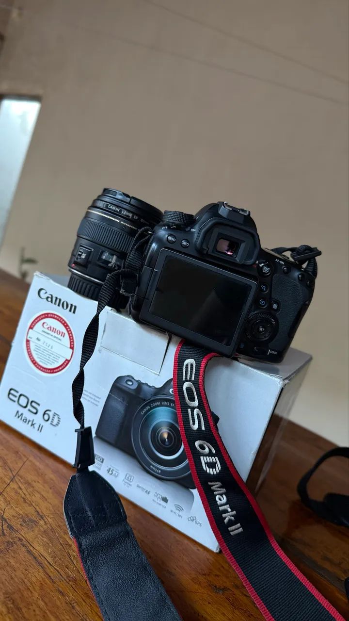 Câmera Cânon 6D make II + lente 85mm - Foto 5