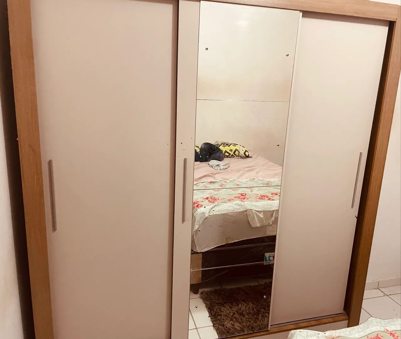 Guarda-roupa 