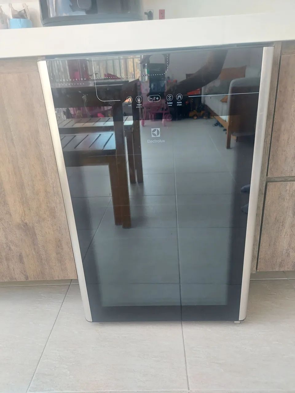 Cervejeira eletrolux frost free 