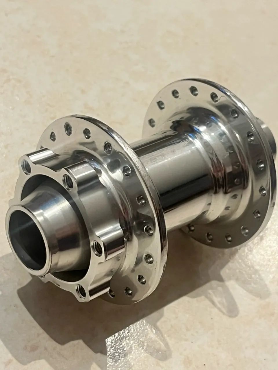 Cubo dianteiro GTK 