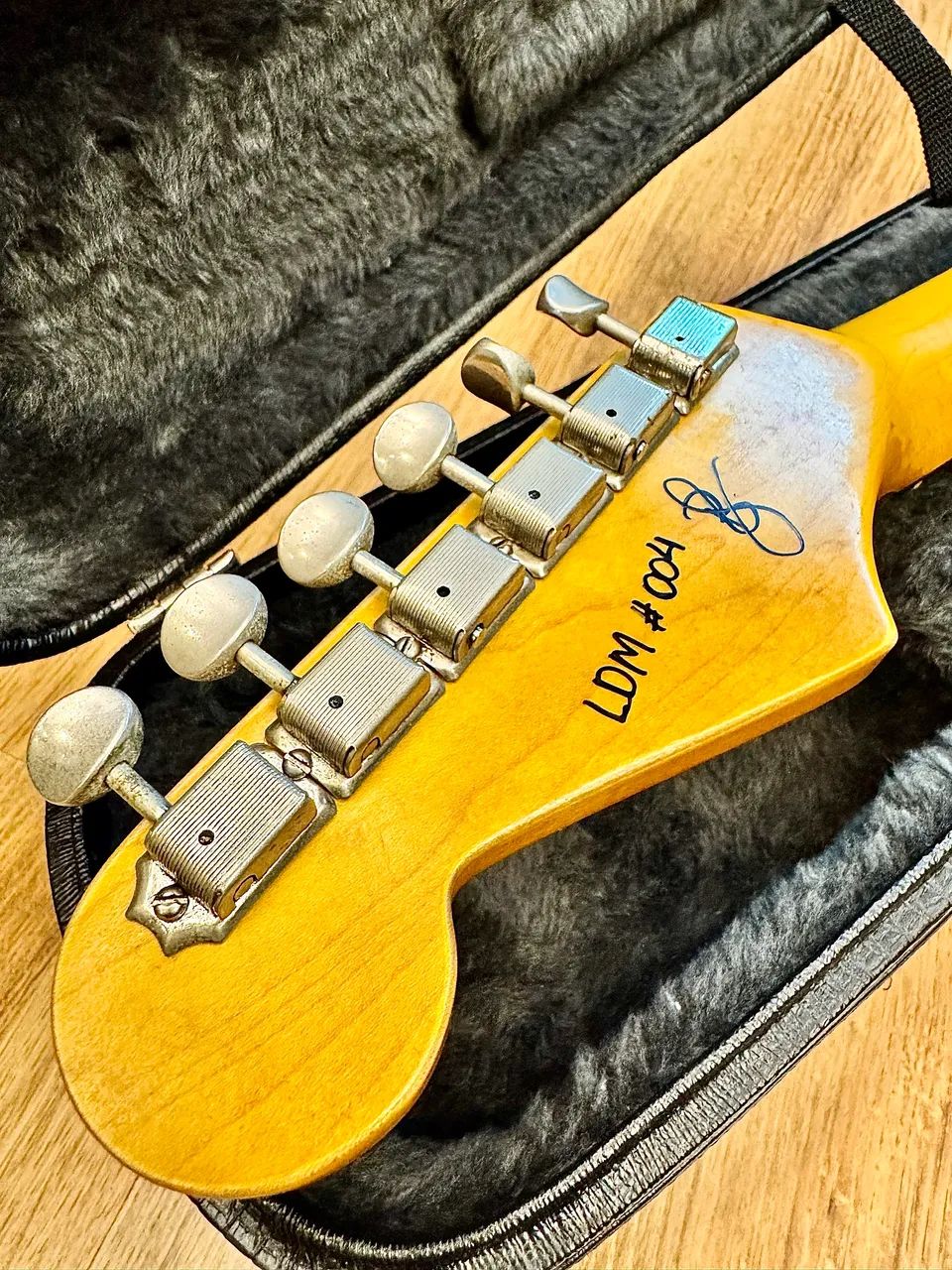 Fender mexico deluxe Stratocaster 修理歴有 FENDER MEXICO