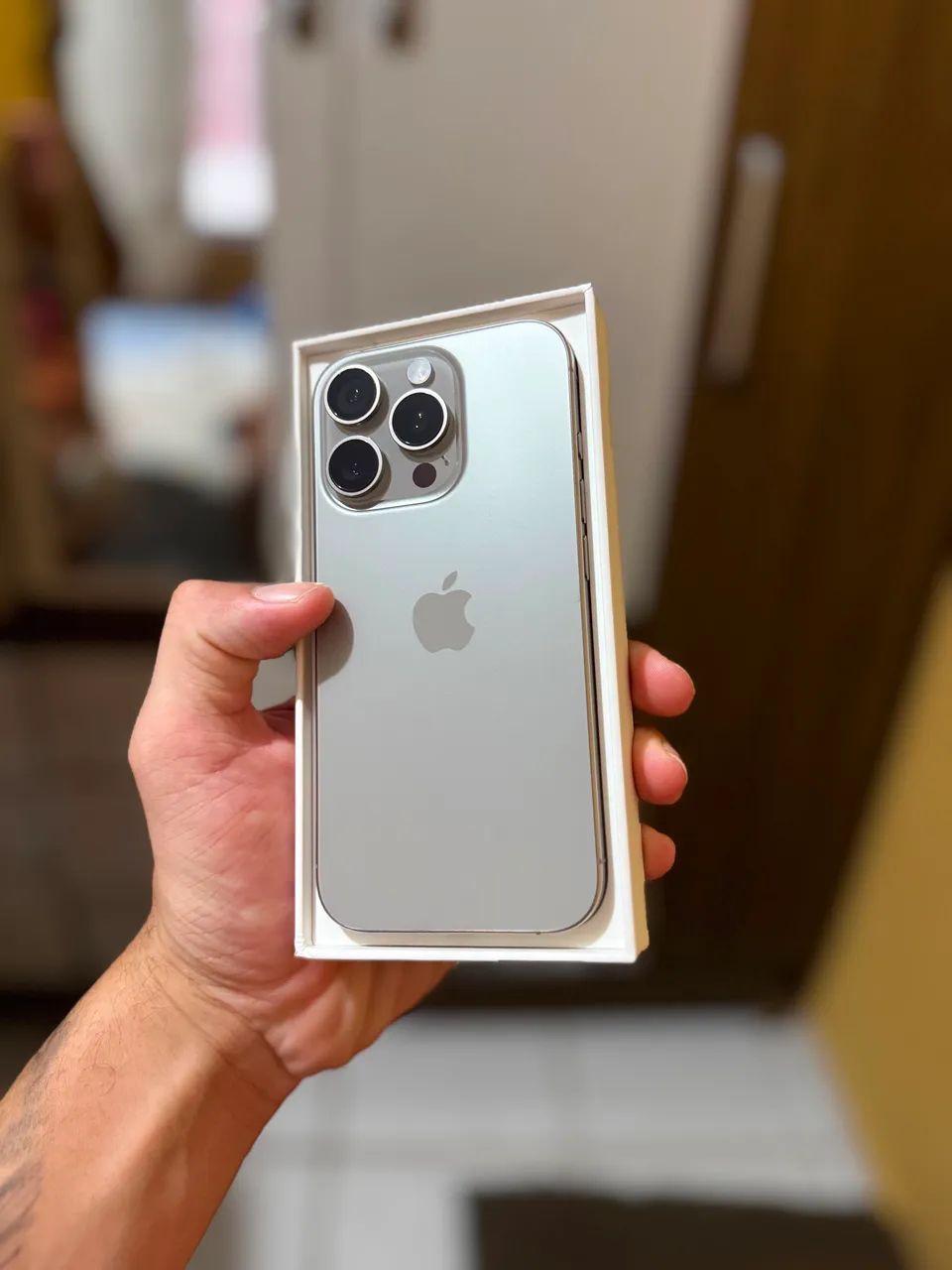 Vendo iPhone 16 pro - Foto 2