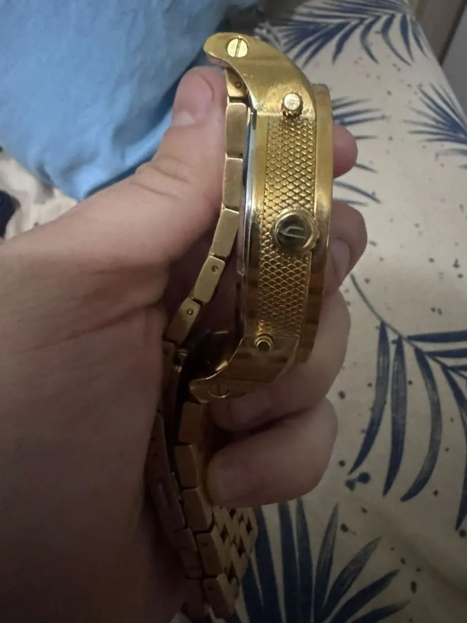 Relógio Diesel dourado  - Foto 3