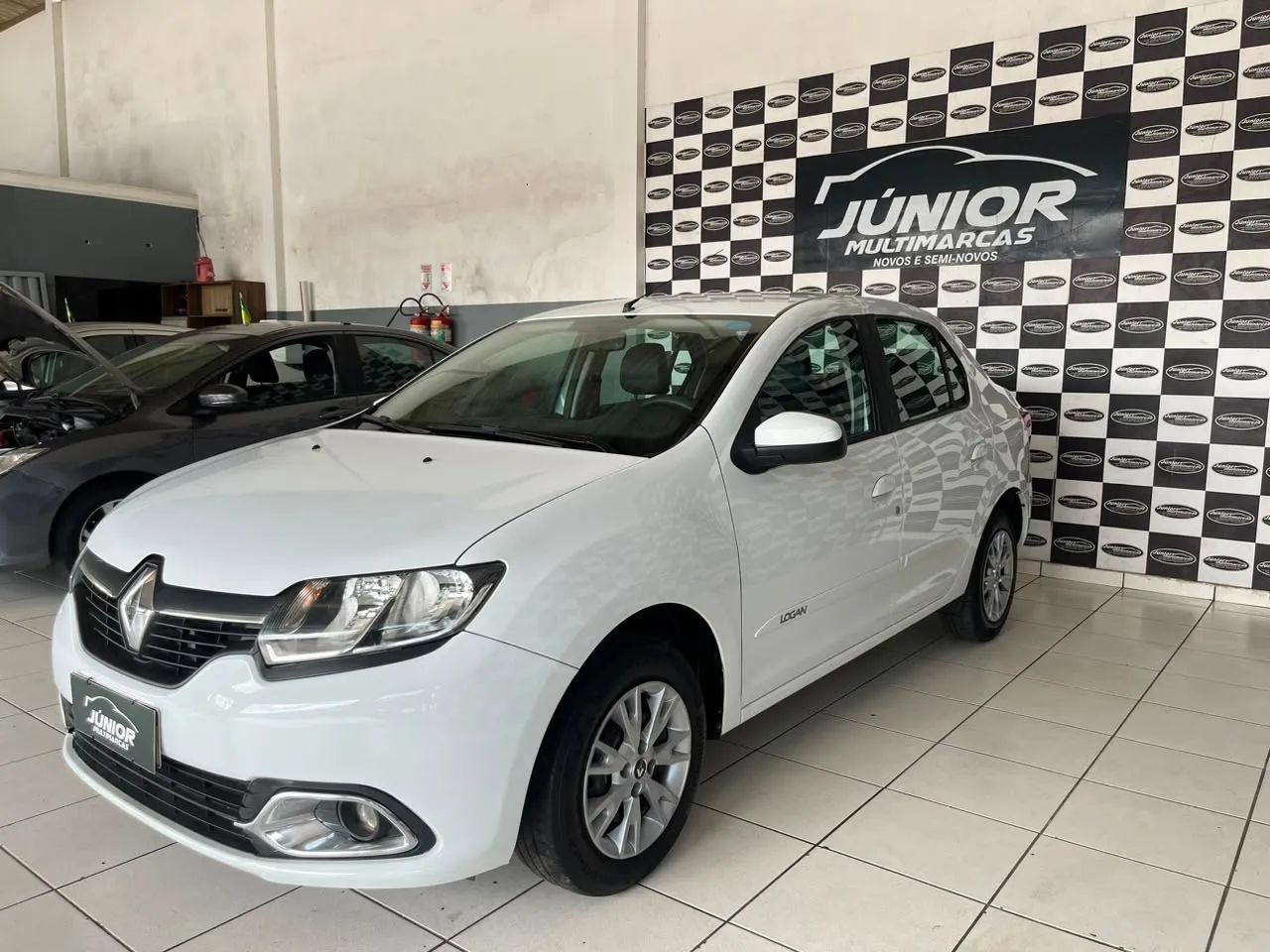 Renault Logan Expression Flex 1.6 16V 4P 2018 - Foto 3