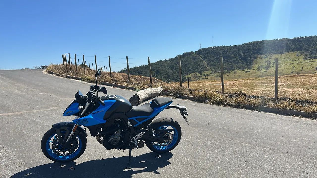 GSX-8S - Foto 2
