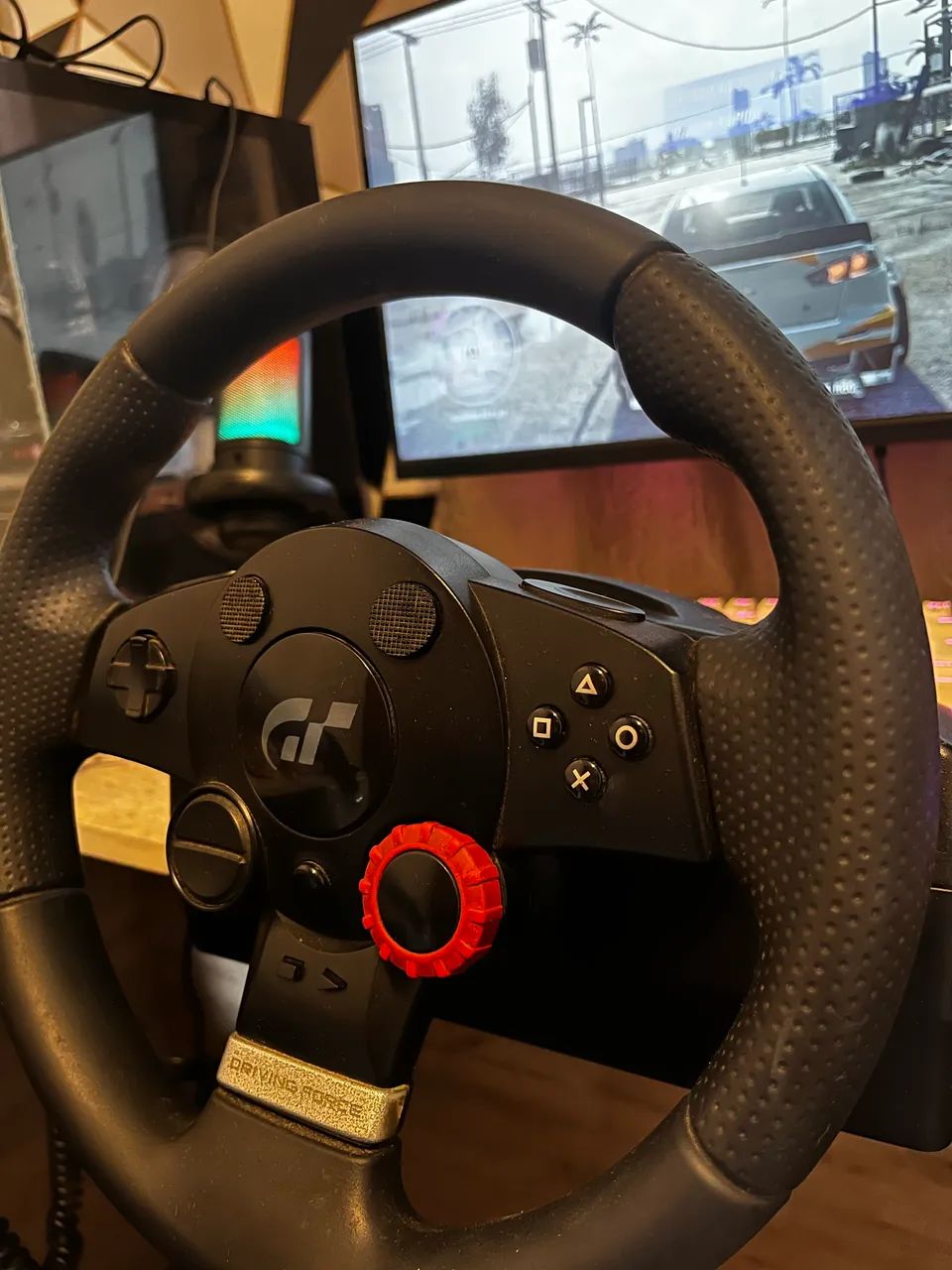 V olante Logitech Driving Force GT (DFGT) para PC e PS3 / PS2 - Foto 4