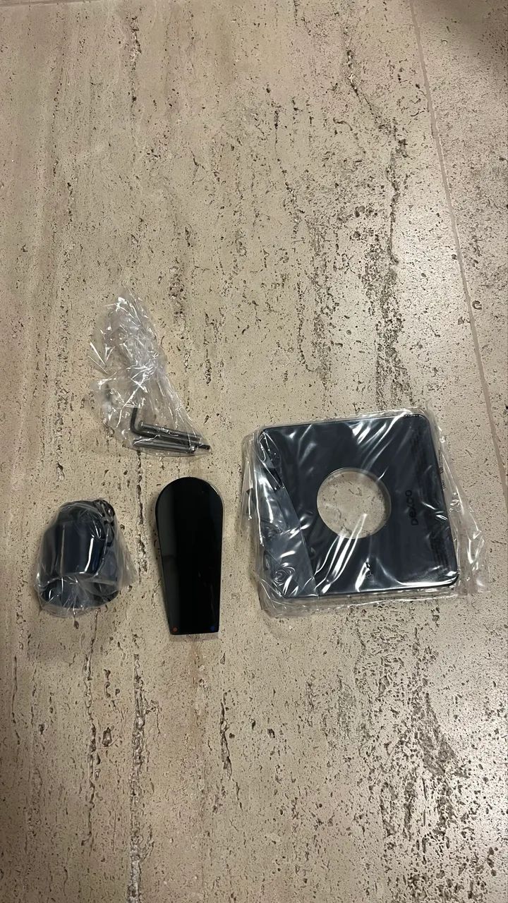 Vendo 4 Monocomandos Deca bl.26, cor Black Noir, novos - Foto 5