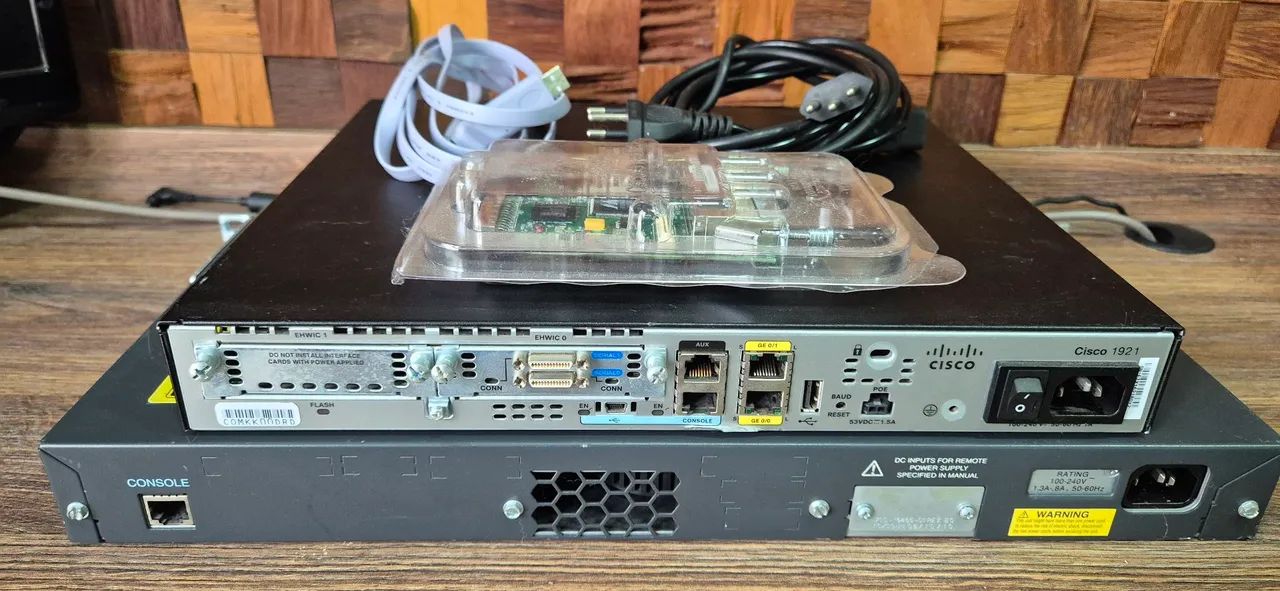 CISCO 1921 + CISCO 2960 + PLACA HWIC + CABO CONSOLE (Kit ideal para Cisco CCNA / CCNP) - Foto 3