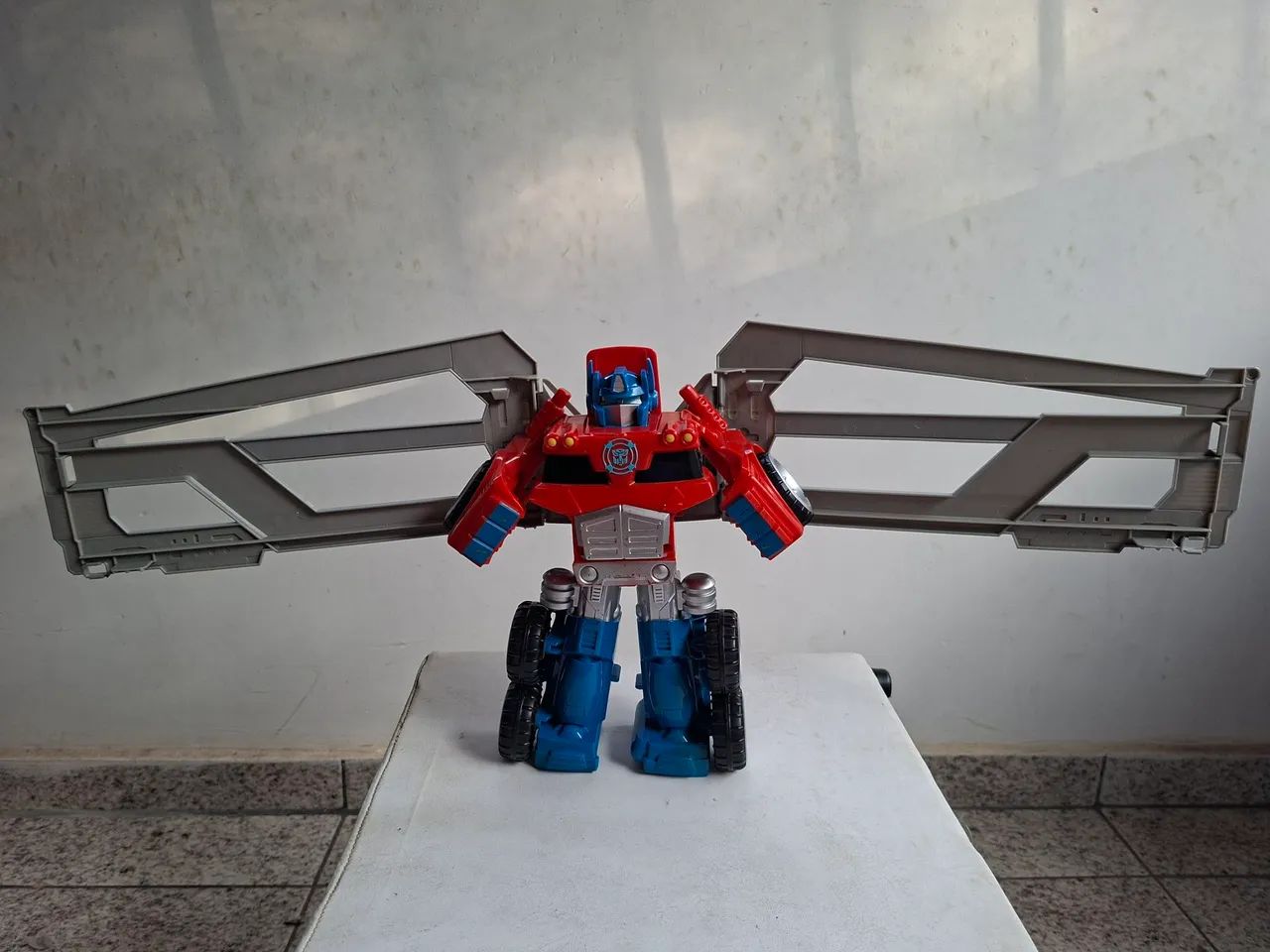 Transformers Optimus Prime Rescue Trailer - Foto 2