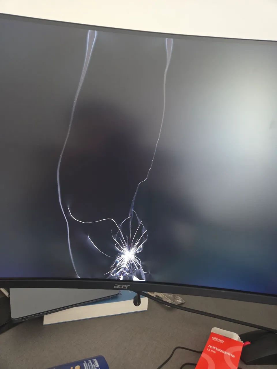 Monitor Acer curvo painel quebrado - Foto 2