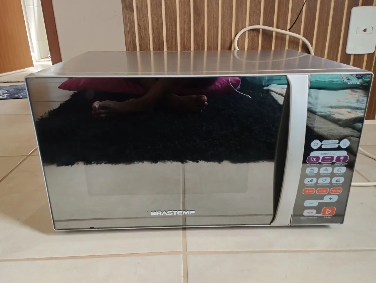 Microondas Brastemp active smart food 30L 