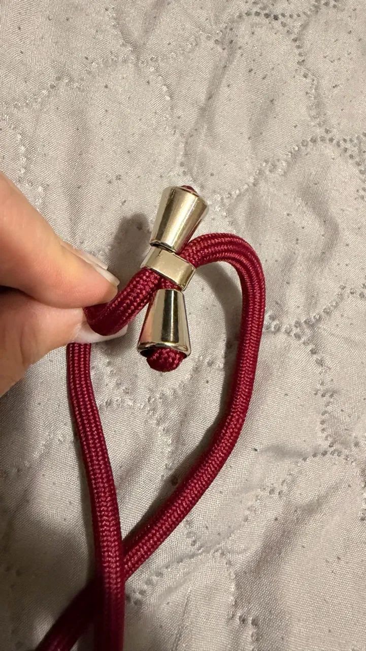 Capa iphone 14 pro max com cordão - Foto 3