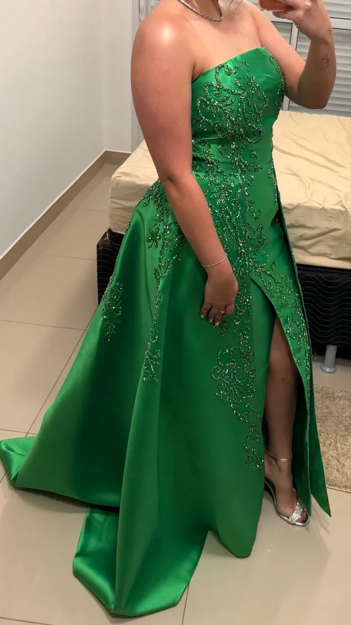 VESTIDO DE FESTA