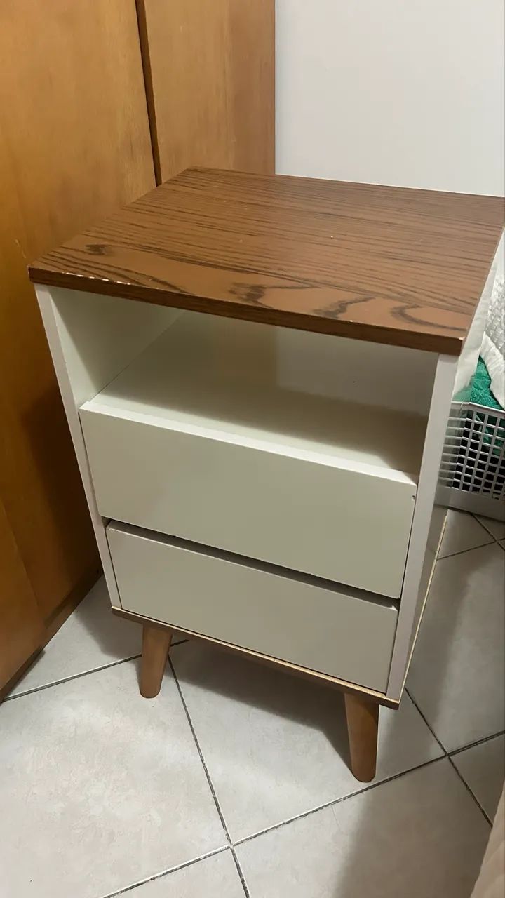 Dupla de mesa de cabeceira 