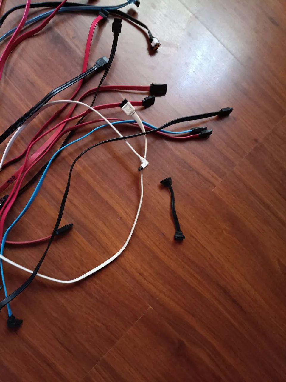 Cabos Sata para HD computador ? - Foto 4