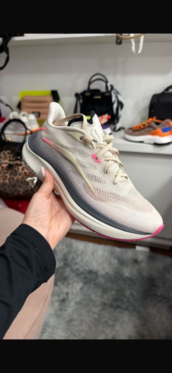 Tenis