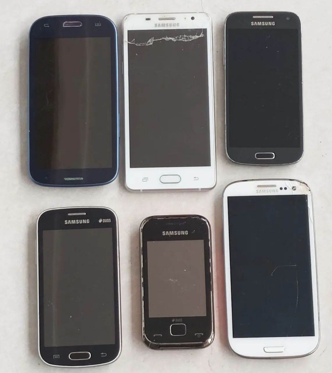 Lote de smartphones - carcaças 