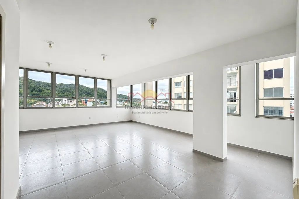 SALA COMERCIAL NO CENTRO DE JOINVILLE