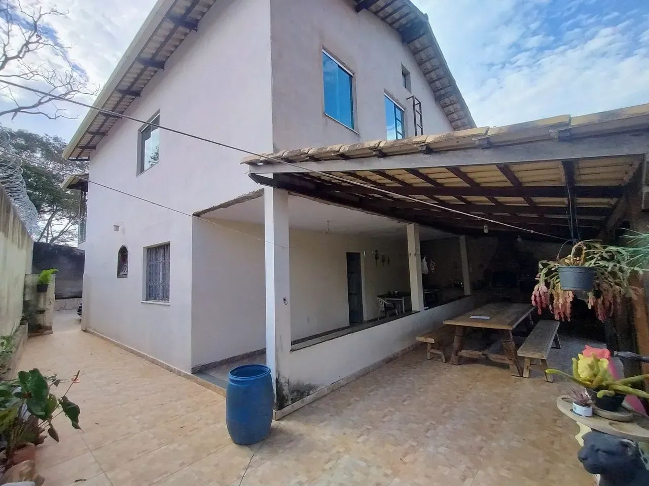 CASA e PRÉDIO JUNTOS 3 apartamentos lote 1500 mts - Foto 3