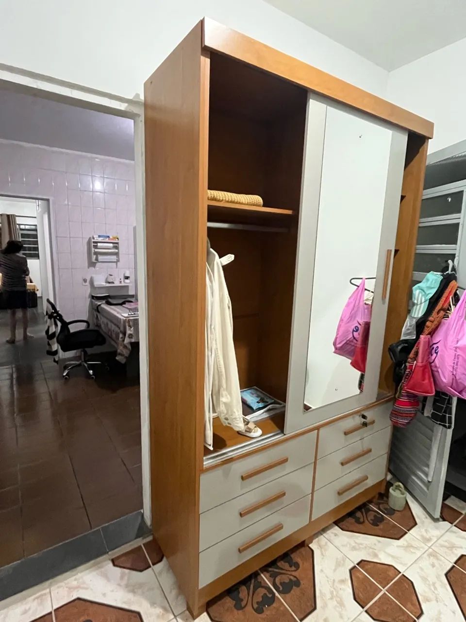 Guarda Roupa