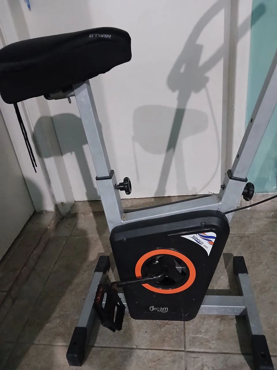 Bicicleta ergométrica para treino em casa - Foto 3