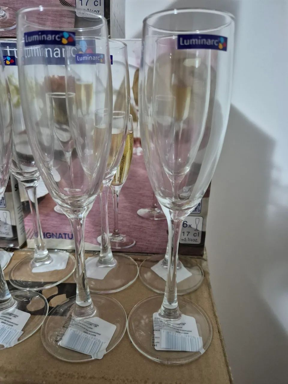 Taças de Espumantes e Champagnes - Foto 2