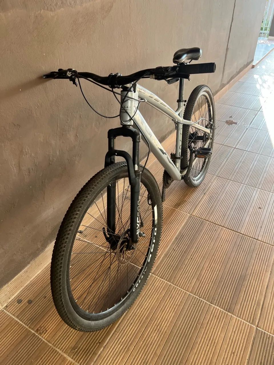 Bicicleta Colli Aro 29 - Foto 2