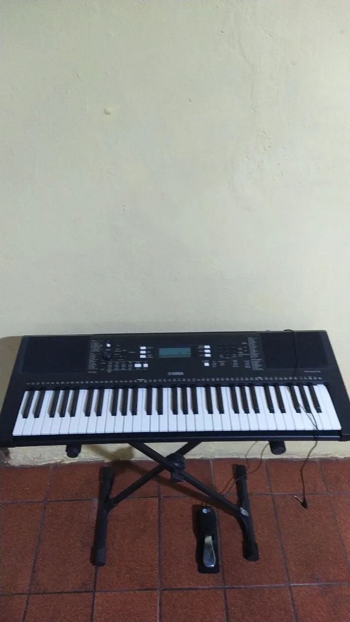 Teclado Yamaha + Suporte + Pedal - Foto 2