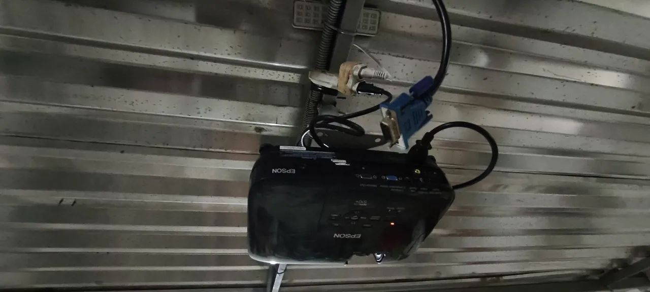 Projetor Epson S10402624792096286720