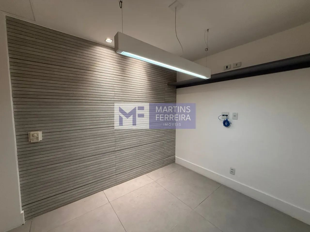 Sala Comercial Reformada na Barra Olímpica  80m² | 2 Vagas de Garagem - Foto 3