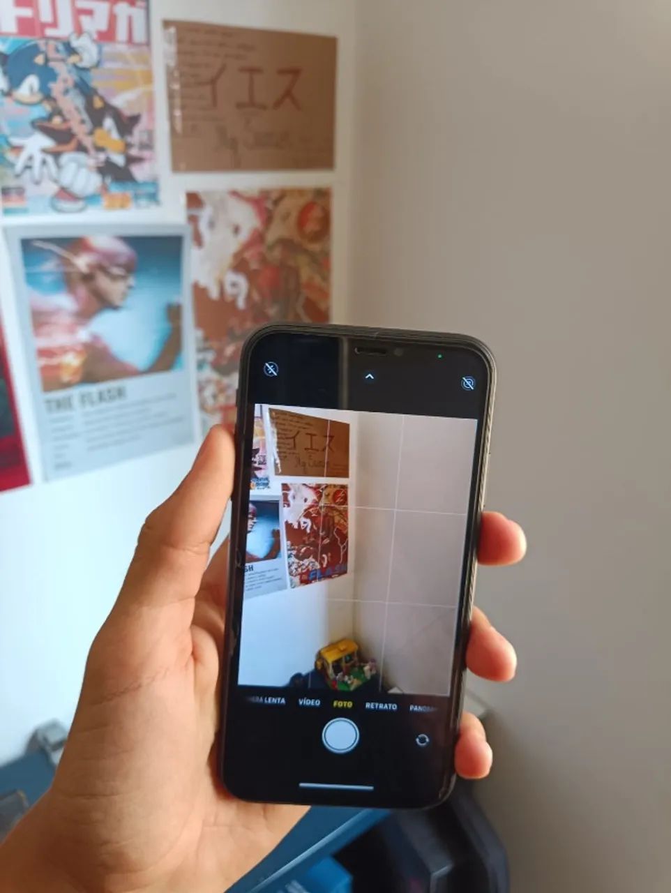 iPhone XR 64GB com capa, película e carregador - Foto 2