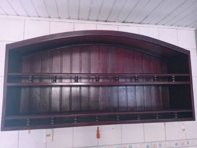 Arca em madeira maciça 