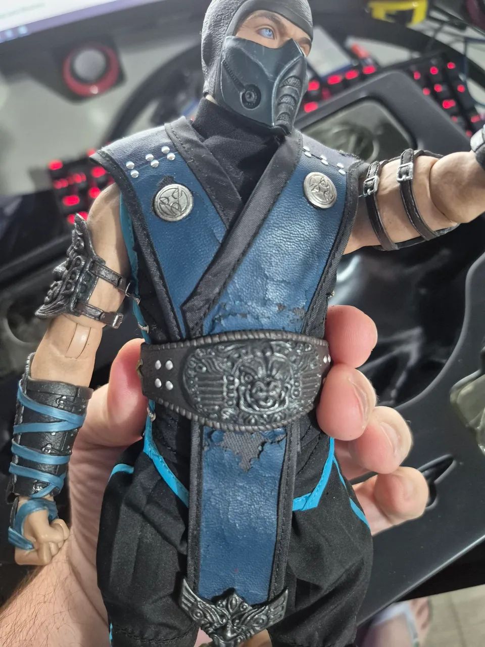 Worldbox Mortal Kombat Sub-zero 1/6 - Foto 3