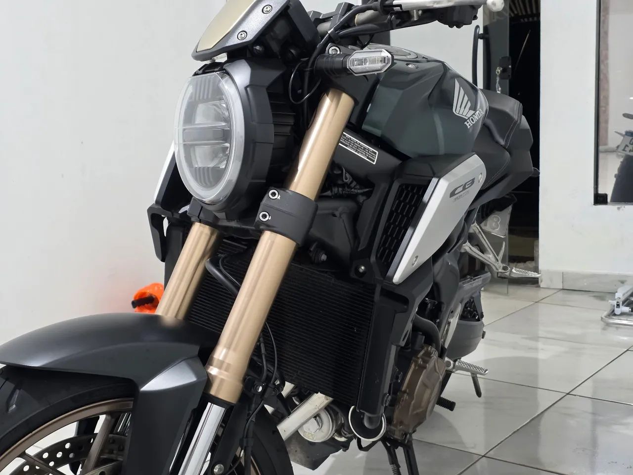 Cb 650r  - Foto 3