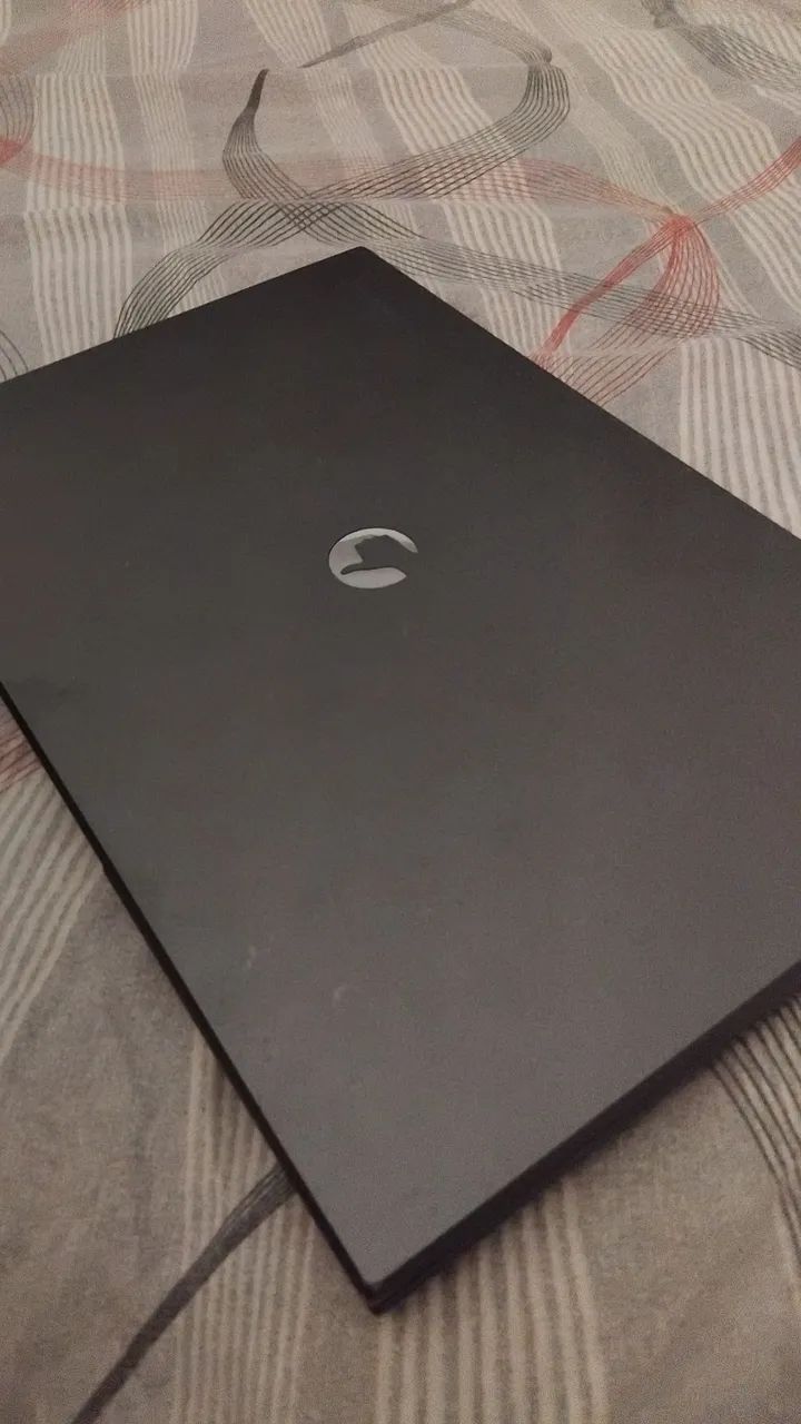 Positivo Intel Celeron N4000, 4 GB de RAM, 128 GB.