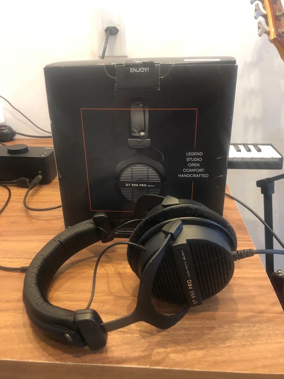 Beyerdynamic DT 990 PRO, 250 ohms Black - Fones de Ouvido