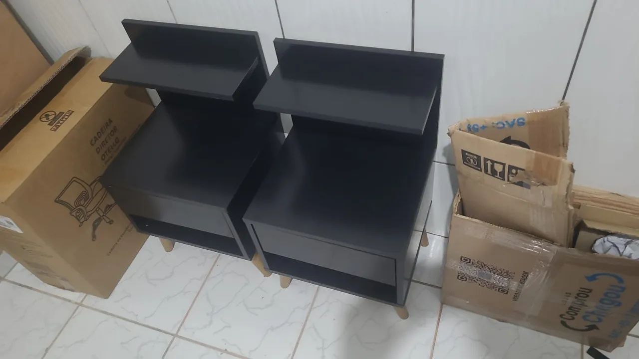 Conjunto mesa de cabeceira  - Foto 2