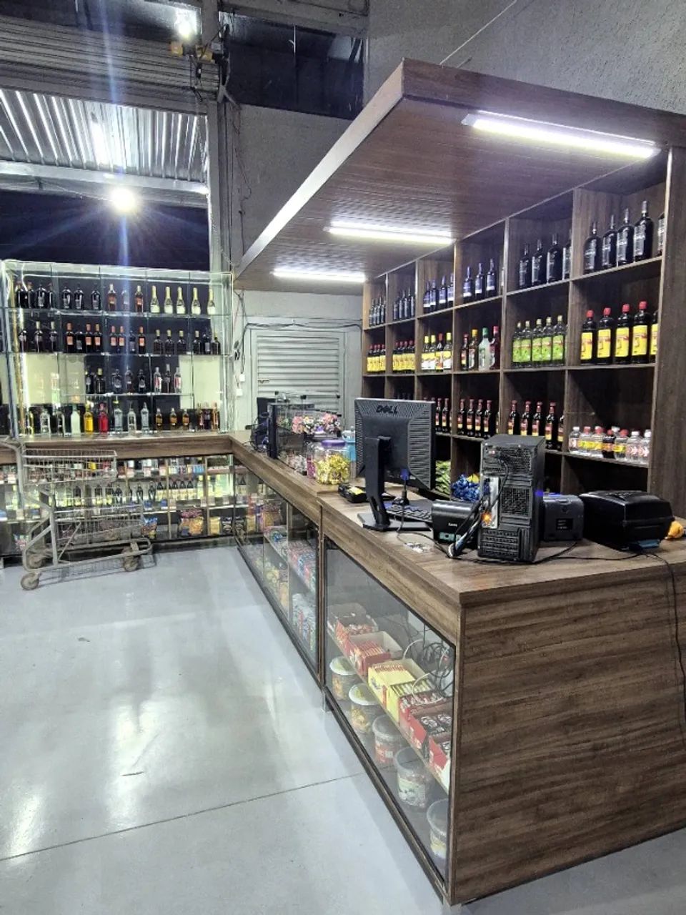 DISTRIBUIDORA  ATACAREJO A VENDA REGIÃO NOROESTE 