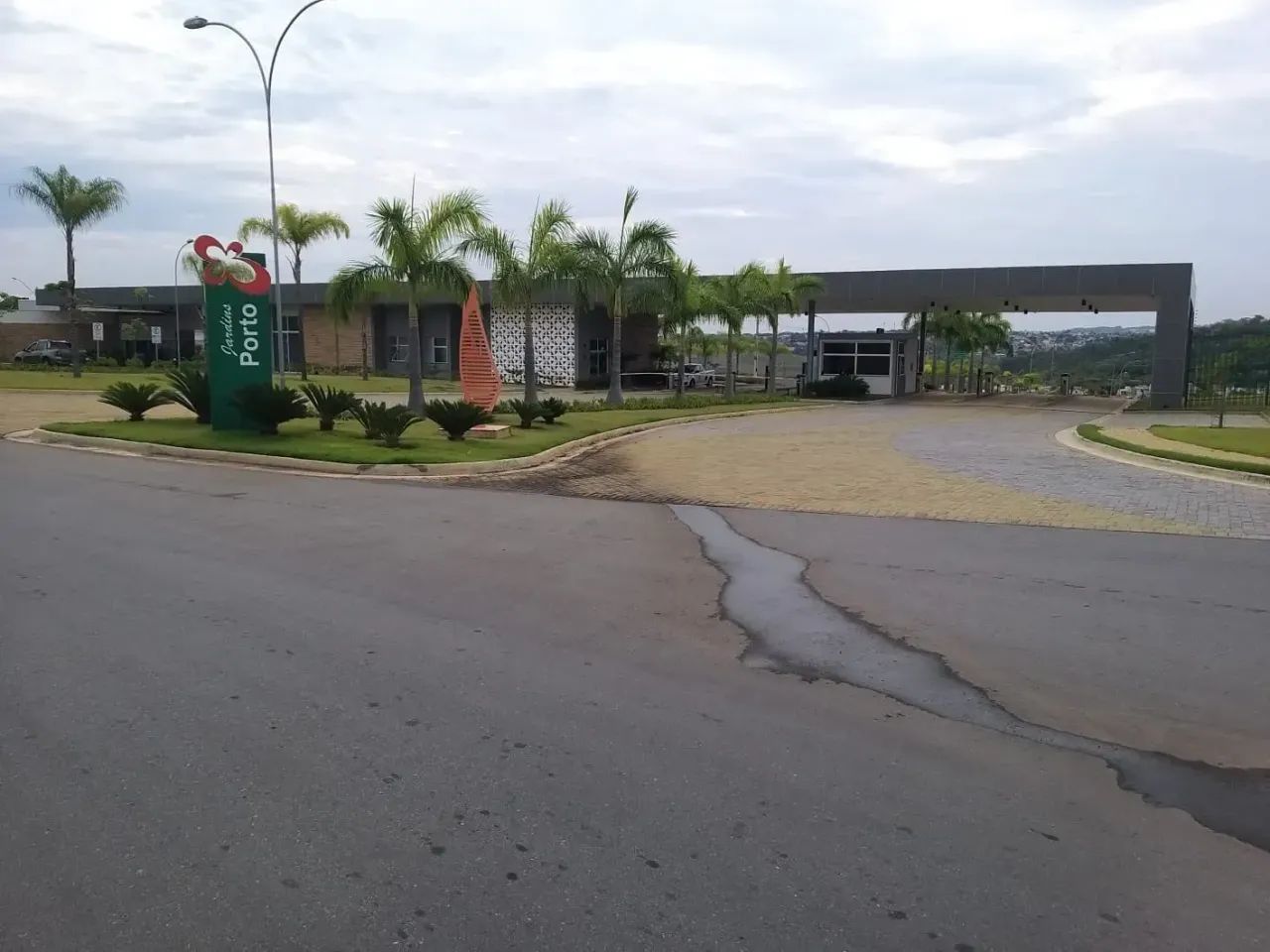 lotes Jardins Porto, 310m² cada, Senador Canedo, Goias.