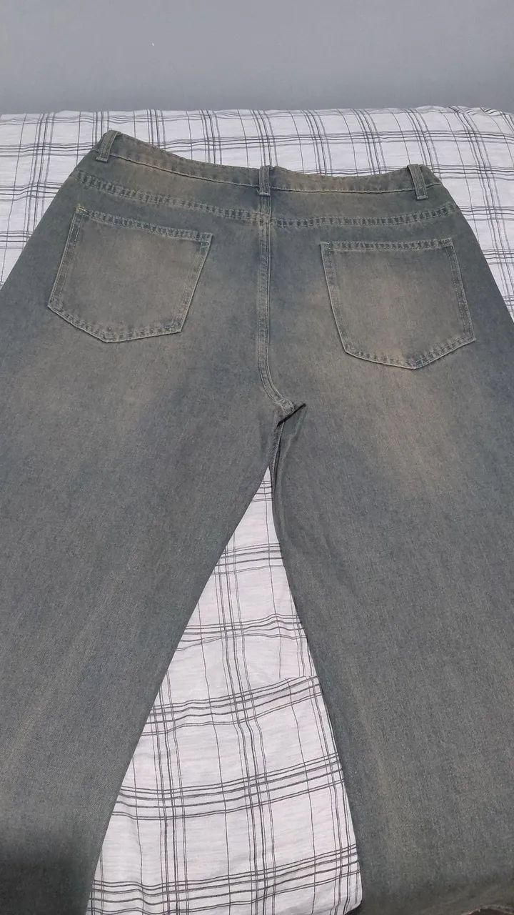 Calça Manfinity EMRG Denim folgado e desgastado  - Foto 5