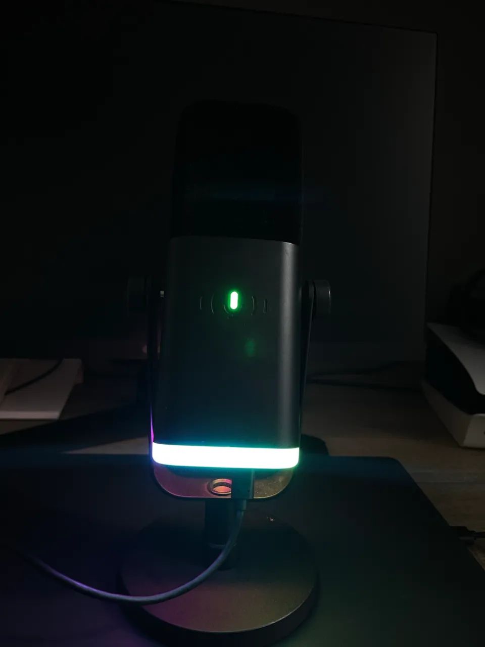 Microfone Fifine AM8 Dinâmico (USB/XLR) com RGB - Estado de Novo na Caixa! - Foto 6