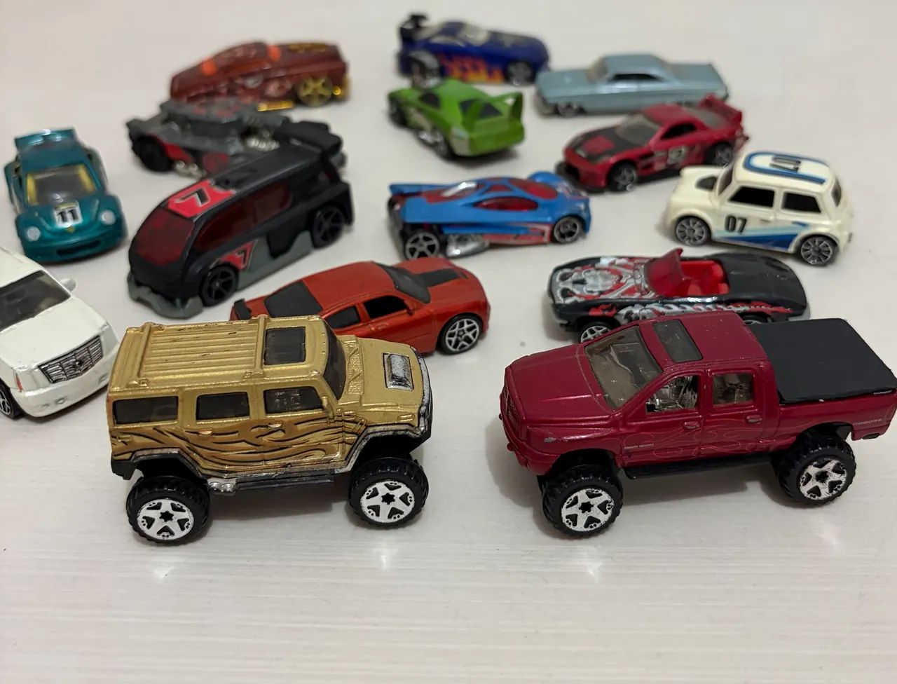 15 HOT WHEELS VARIADOS (ANOS 2000) RARIDADE  - Foto 2