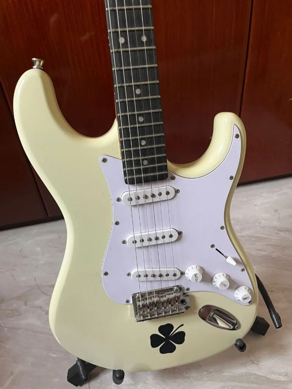 Guitarra - Foto 2