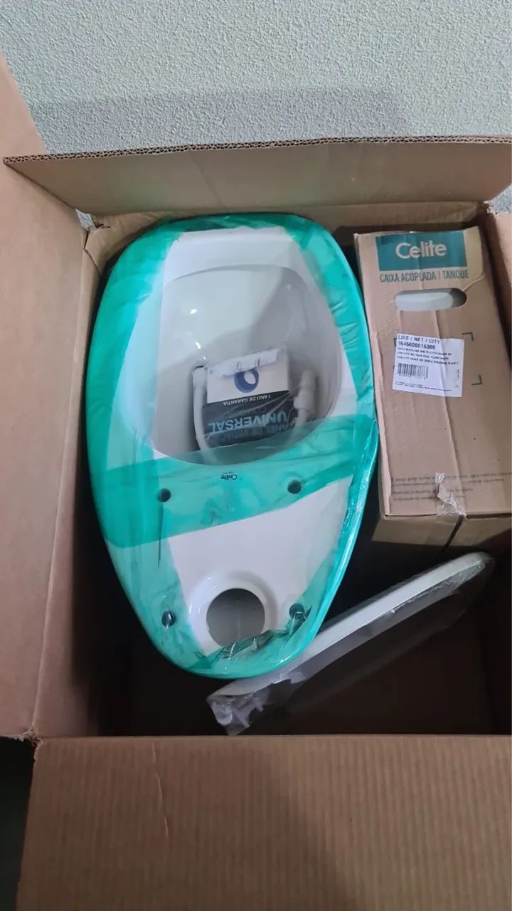 Kit de Bacia com Caixa Acoplada, Assento PP e itens de instalação - Foto 4